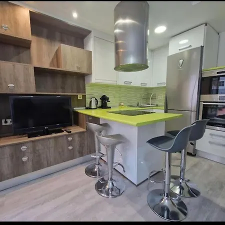 Alana By Silastur דירה *